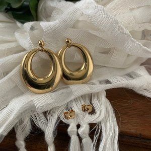14K YG BOLD PUFF DOORKNOCKER 1.1/4" x 1" EARRINGS